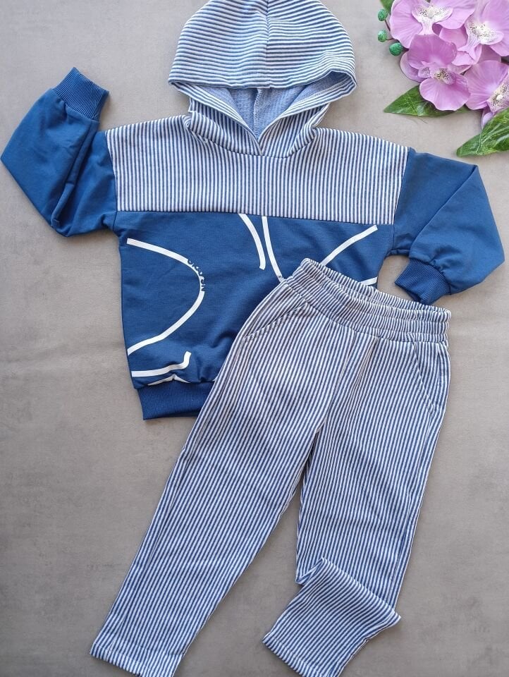 KAPŞONLU SWET VE JAGGER PANTOLONLU MEVSİMLİK TAKIM