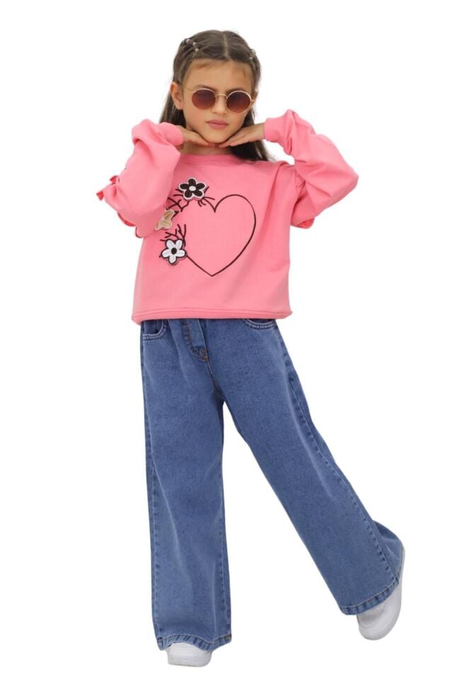 KALP DETYALI SWET İLE KOT PANTOLONLU TAKIM