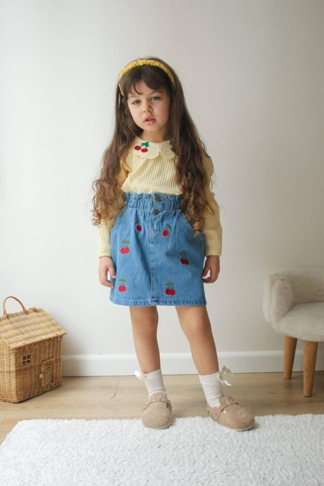 BEBE YAKA ETEKLİ KIZ ÇOCUK TAKIMI