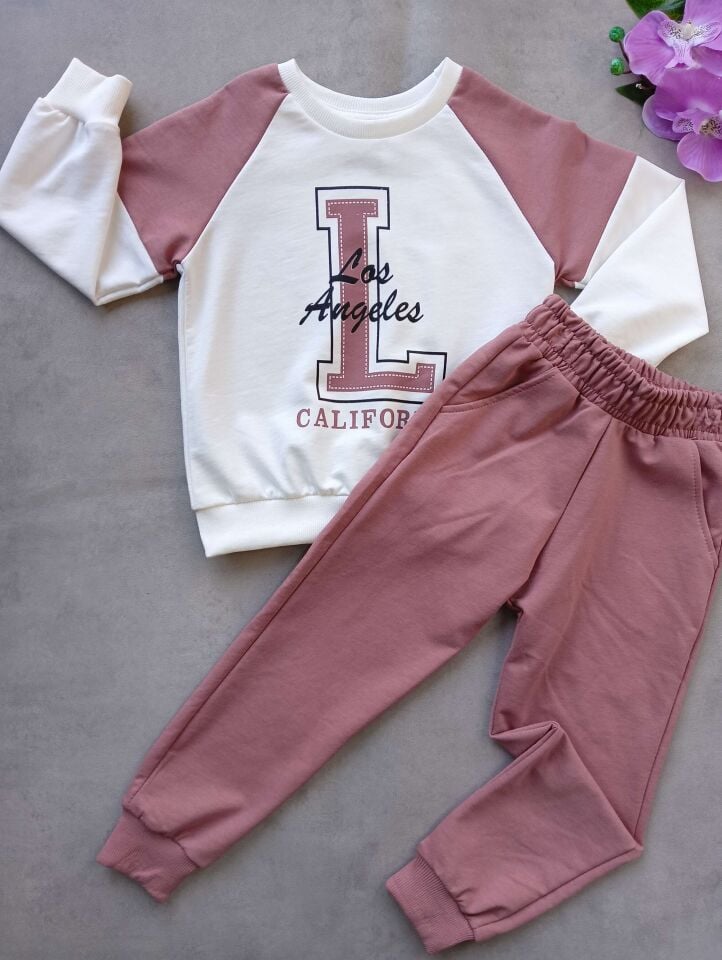 CALİFORNIA BASKILI MEVSİMLİK KIZ TAKIMI