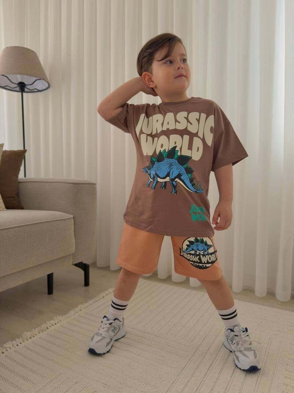 JURASIC WORLD BASKILI YAZLIK PENYE TAKIM