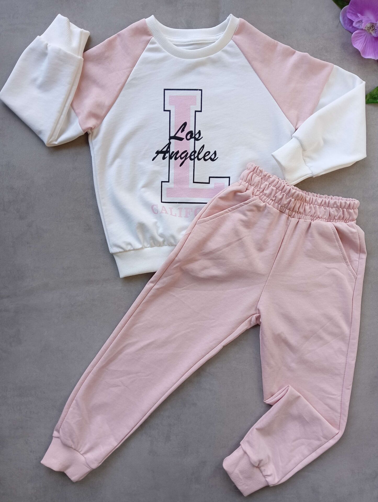 CALİFORNIA BASKILI MEVSİMLİK KIZ TAKIMI