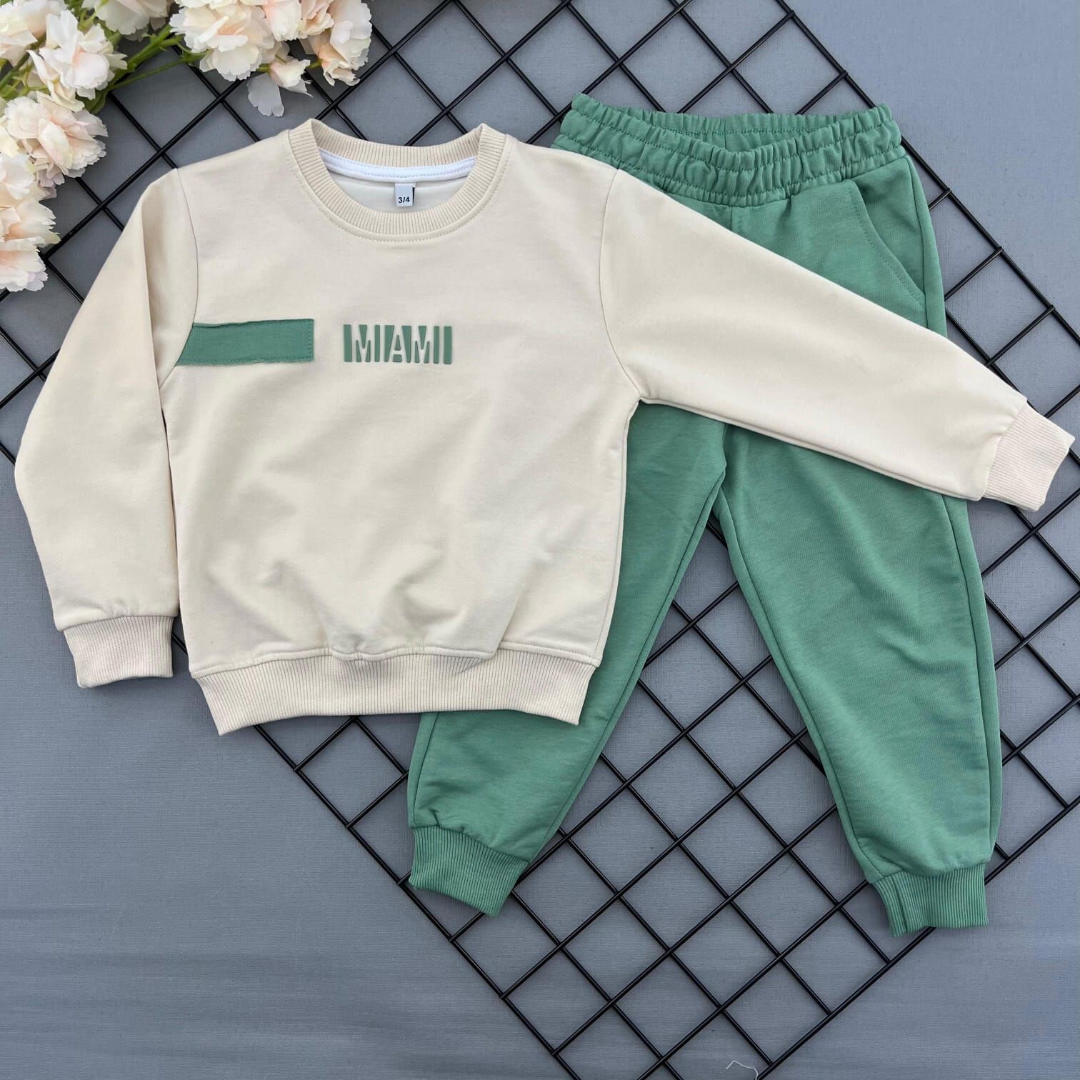 MEVSİMLİK ERKEK ÇOCUK TAKIMI