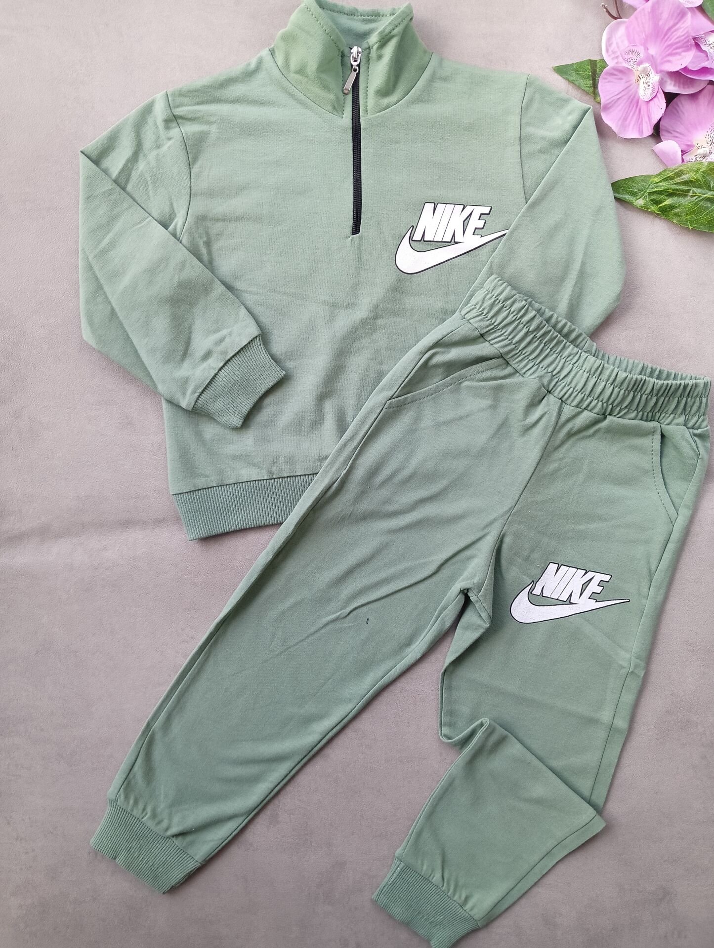 MEVSİMLİK ERKEK ÇOCUK TAKIMI