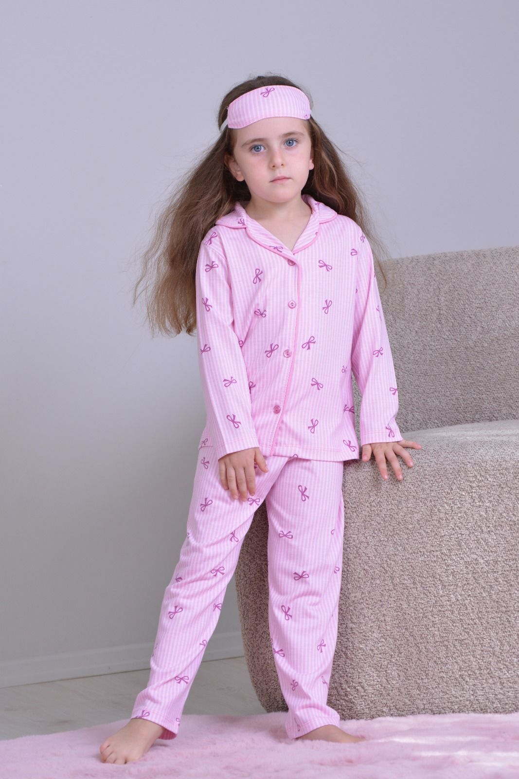 FİYONK DESENLİ DÜĞMELİ KIZ ÇOCUK PİJAMA TAKIMI