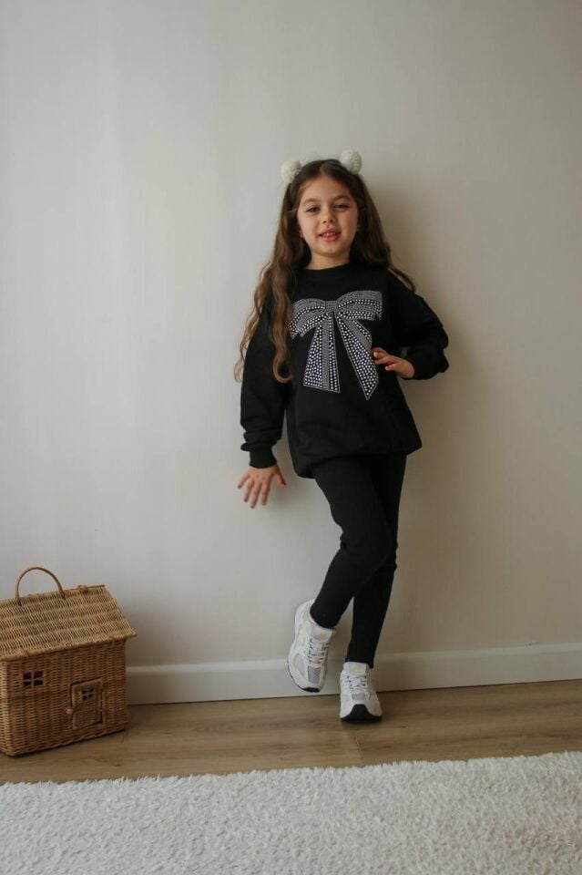 TAYTLI MEVSİMLİK KIZ TAKIMI