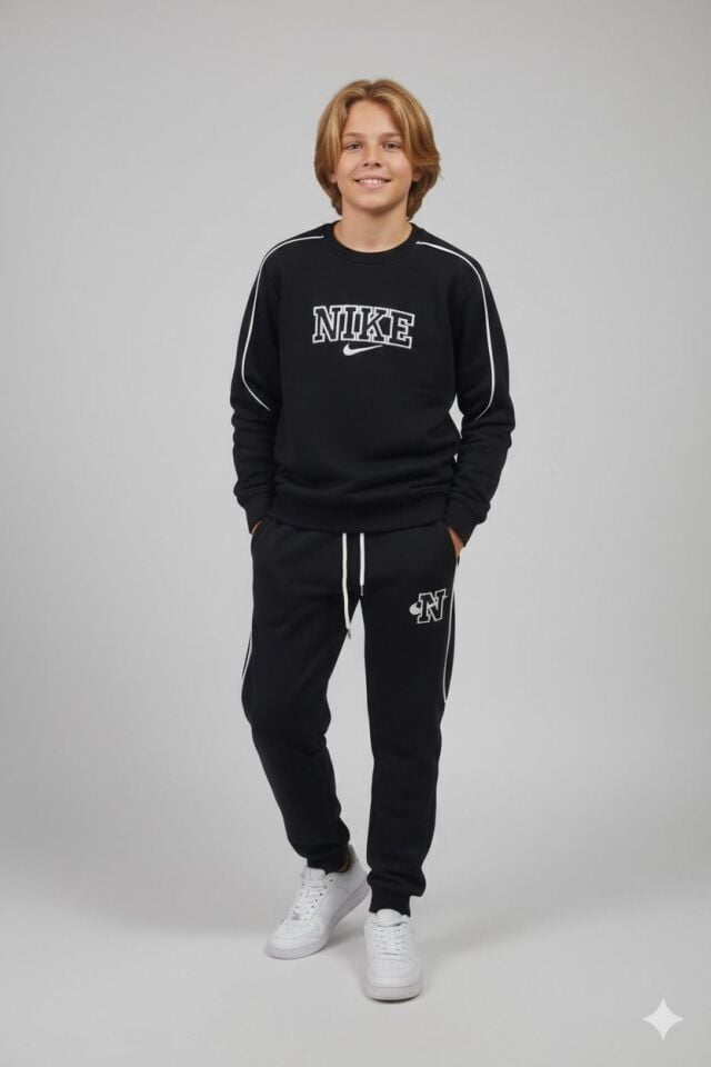 NİKE NAKIŞLI KIŞLIK ERKEK ÇOCUK TAKIMI