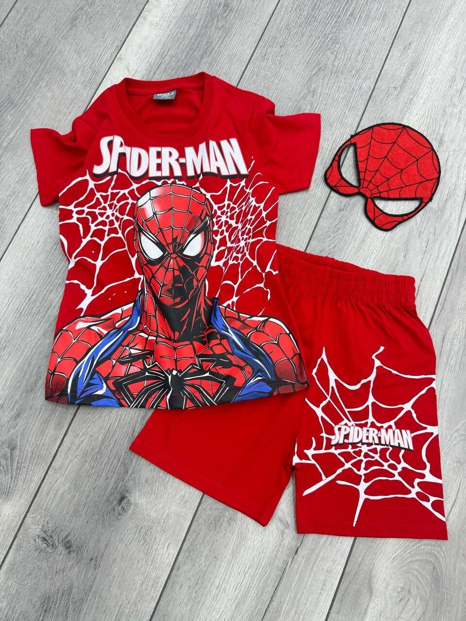 ÖRÜMCEK ADAM BASKILI YAZLIK ŞORTLU TAKIM (MASKE DAHİL)