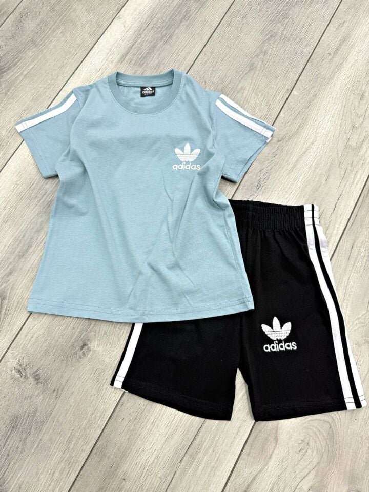 ADİDAS NAKIŞLI YAZLIK ERKEK ÇOCUK TAKIMI