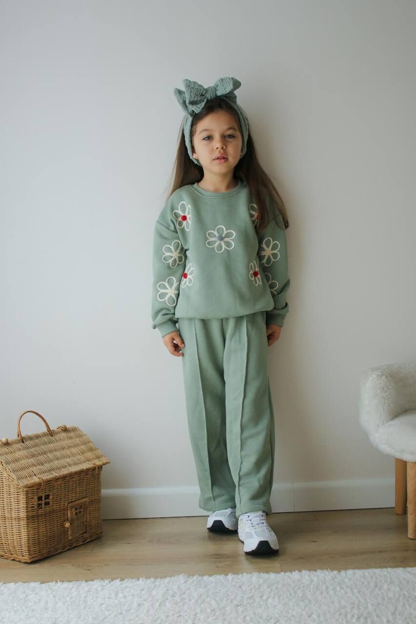 PAPATYA NAKIŞLI MEVSİMLİK KIZ ÇOCUK TAKIMI